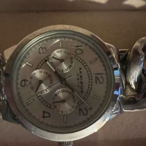 Akribos xxiv watch dial new men black tone band stainless steel men' silver